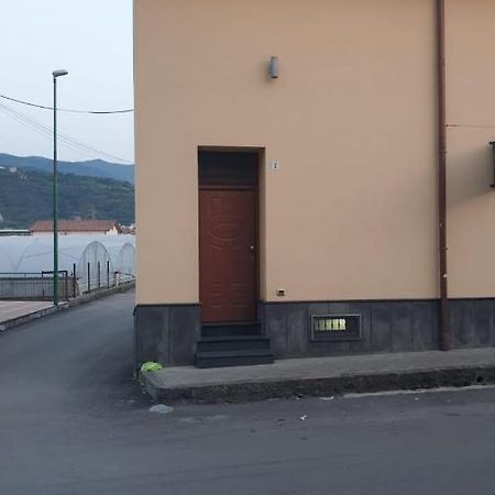 Un Mondo Di Coccole Santa Maria La Carita Экстерьер фото